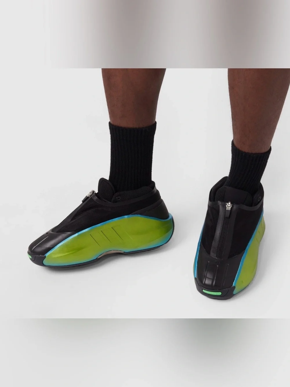 adidas Crazy liinfinity sneakers.  Unisex M6/W7. MSRP $173